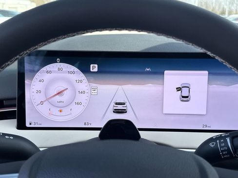 Used 2026 Genesis GV70 2.5T Select image 17