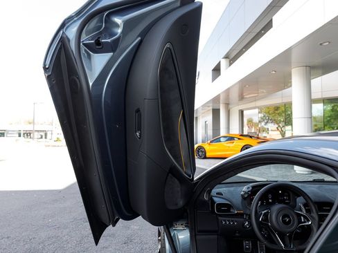 New 2026 McLaren Artura RWD image 42