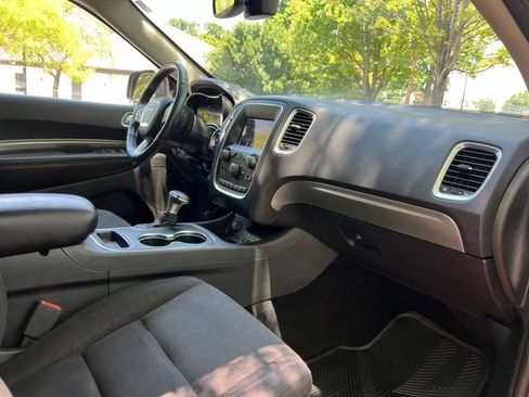 Used 2019 Dodge Durango SXT AWD/4WD image 22