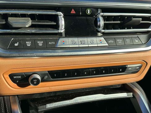 Used 2023 BMW 440i xDrive Convertible w/ Premium Package image 24