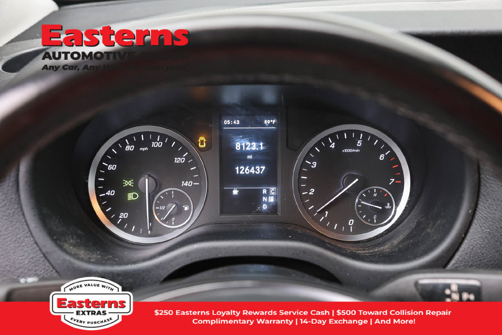 Used 2023 Mercedes-Benz Metris image 18