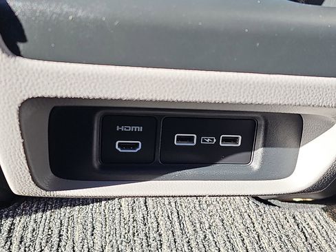 Used 2024 Honda Odyssey Elite image 15