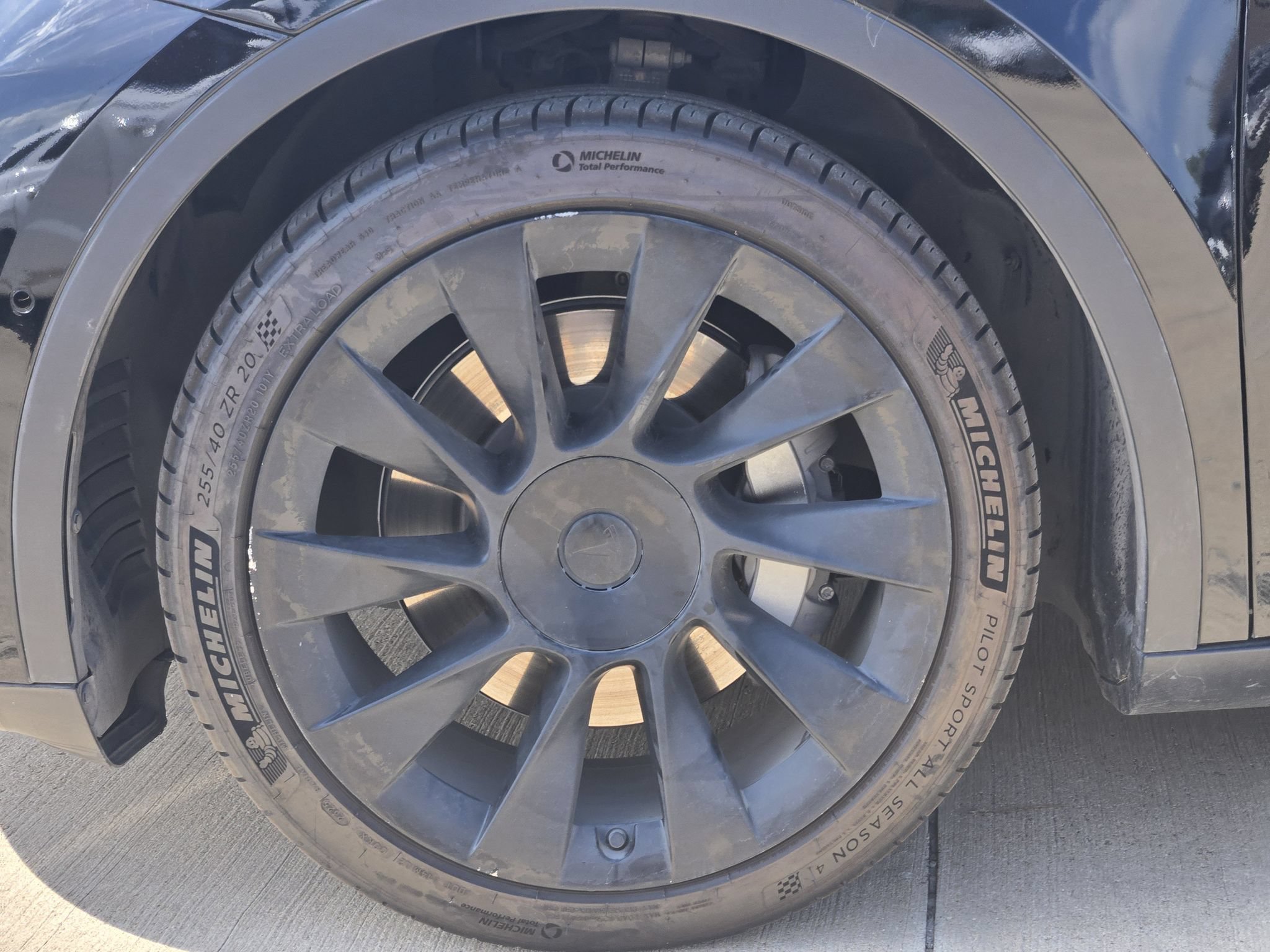 Used 2021 Tesla Model Y Long Range AWD/4WD image 10