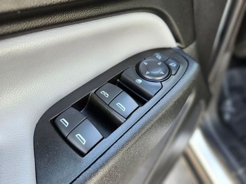 Used 2023 Chevrolet Equinox LS w/ LS Convenience Package AWD/4WD image 15