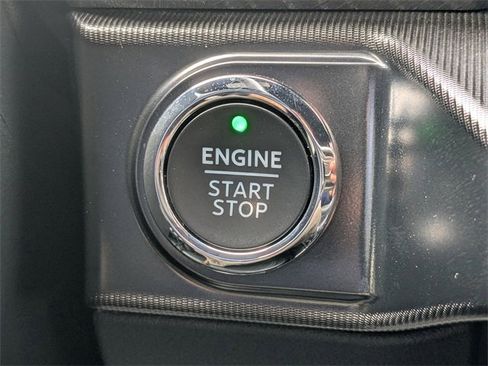 Used 2023 Ford F150 Platinum image 35