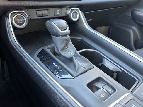 Certified 2025 Toyota Grand Highlander XLE image 22