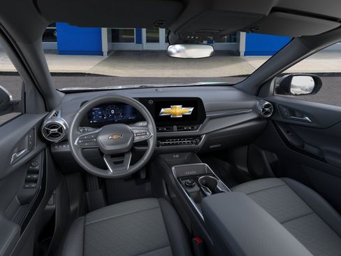New 2027 Chevrolet Equinox LT w/ Convenience Package II FWD image 39