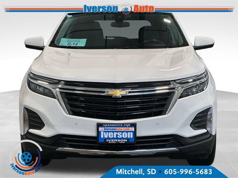 Used 2022 Chevrolet Equinox LT AWD/4WD image 3