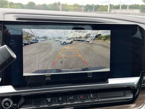 Used 2024 Chevrolet Silverado 3500 LT image 20