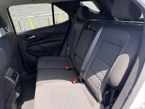 Used 2022 Chevrolet Equinox LT FWD image 26