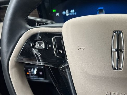 New 2026 Lincoln Corsair Reserve w/ Towing Package image 23