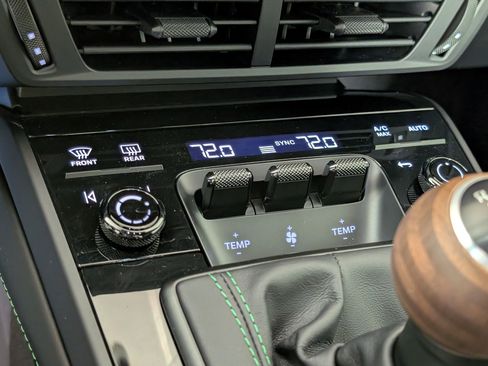 New 2026 Porsche 911 Carrera T image 20