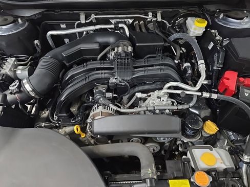 Used 2021 Subaru Outback 2.5i image 12