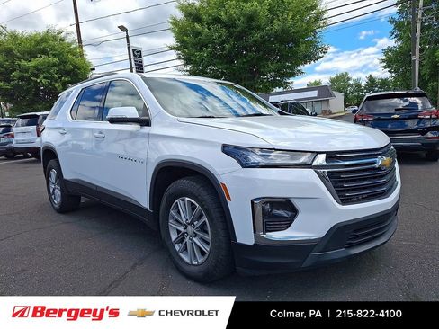Used 2023 Chevrolet Traverse LT AWD/4WD image 9