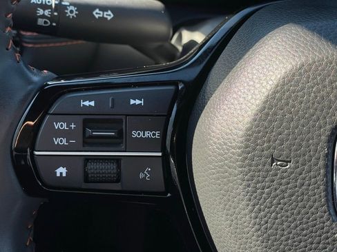 Certified 2025 Honda HR-V Sport image 15