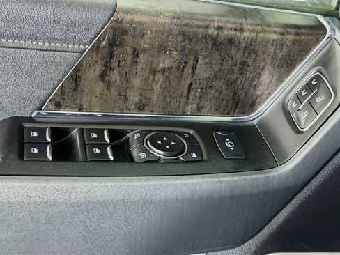 Used 2023 Ford F250 Lariat w/ Lariat Ultimate Package image 22