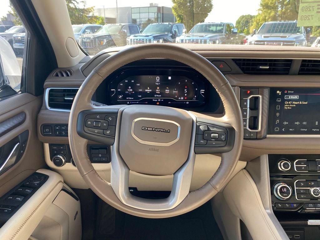 Used 2022 GMC Yukon XL Denali w/ Max Trailering Package AWD/4WD image 24