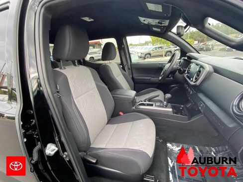 Used 2023 Toyota Tacoma TRD Off-Road AWD/4WD image 19