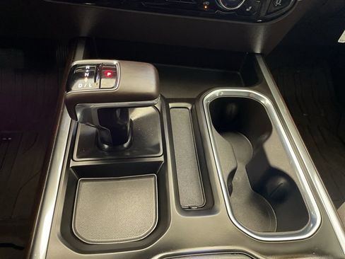 Used 2023 GMC Sierra 1500 SLT w/ SLT Premium Package image 16