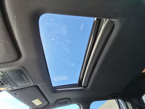 Used 2018 Honda Ridgeline Black Edition image 16