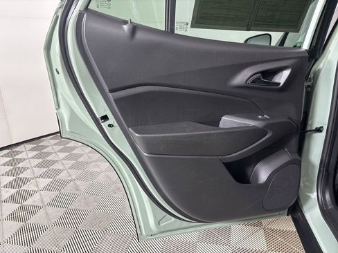 Used 2025 Chevrolet Trax ACTIV w/ Sunroof Package image 20