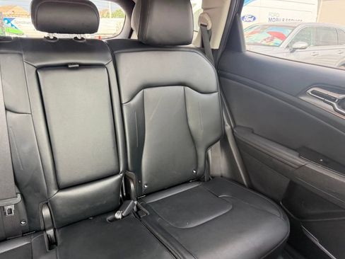 Used 2023 Kia Sportage EX AWD/4WD image 58