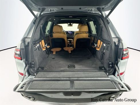 Used 2026 BMW X7 xDrive40i w/ M Sport Package AWD/4WD image 28