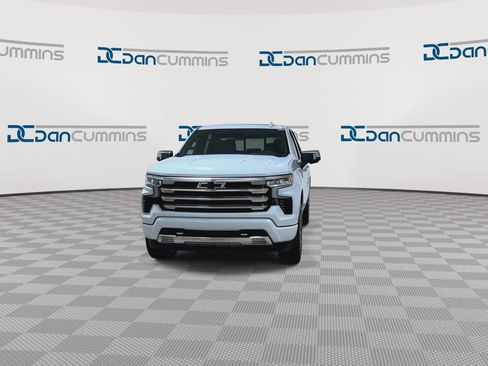 New 2026 Chevrolet Silverado 1500 High Country AWD/4WD image 4