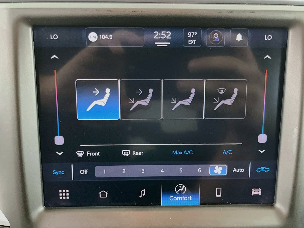 Used 2022 RAM 1500 Warlock AWD/4WD image 17