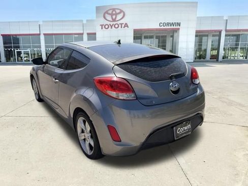 Used 2012 Hyundai Veloster FWD image 5