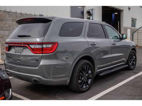 Used 2022 Dodge Durango R/T image 2