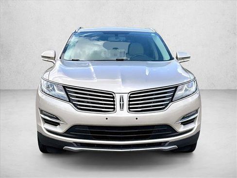 Used 2017 Lincoln MKC Reserve FWD image 3