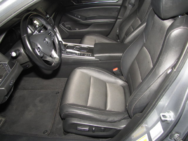 Certified 2022 Honda Accord Sport image 32