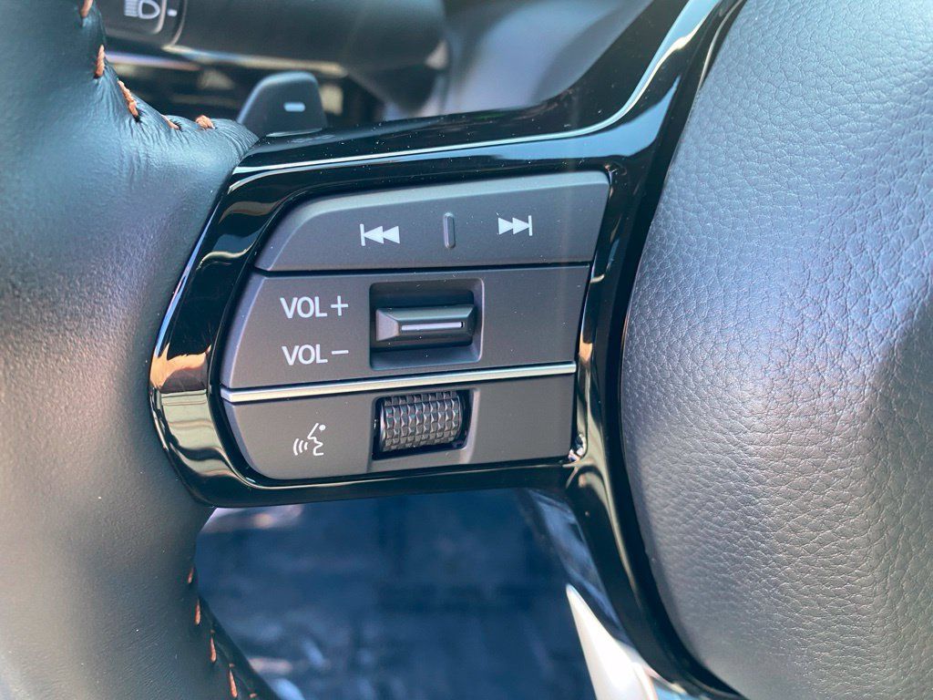 Used 2026 Honda CR-V Sport Touring image 23