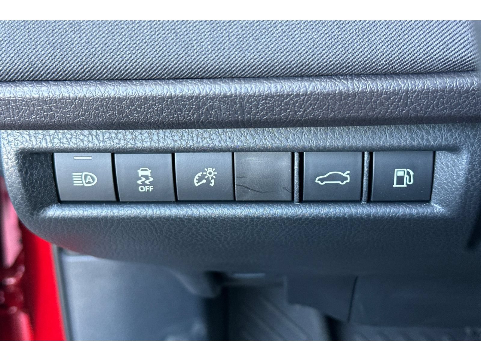 New 2026 Toyota Camry LE FWD image 28