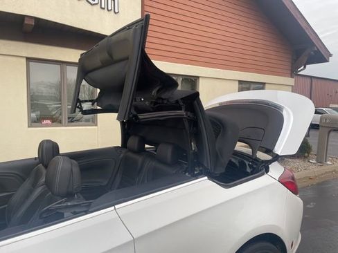 Used 2017 Buick Cascada Premium image 12