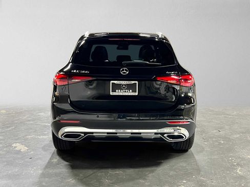 Used 2026 Mercedes-Benz GLC 300 4MATIC image 4