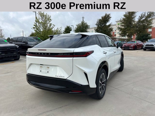 Used 2024 Lexus RZ 300e Premium FWD image 3
