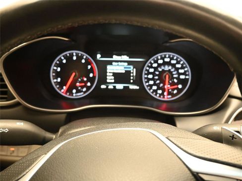 Used 2021 Genesis G70 2.0T w/ Prestige Package image 11