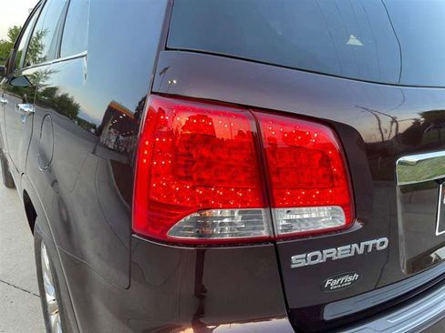 Used 2012 Kia Sorento SX w/ SX Premium Pkg AWD/4WD image 30