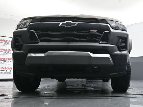 Used 2023 Chevrolet Colorado Trail Boss image 33