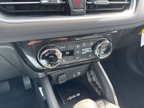 New 2026 Chevrolet TrailBlazer LT w/ Convenience Package image 18