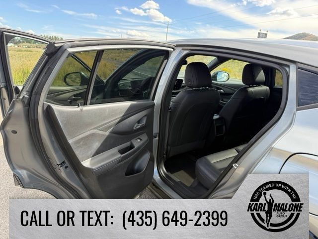 Used 2025 Buick Envista Sport Touring FWD image 24