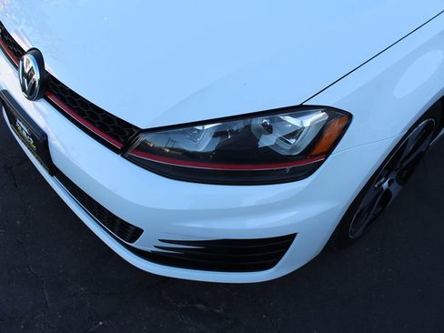 Used 2017 Volkswagen GTI Sport FWD image 10