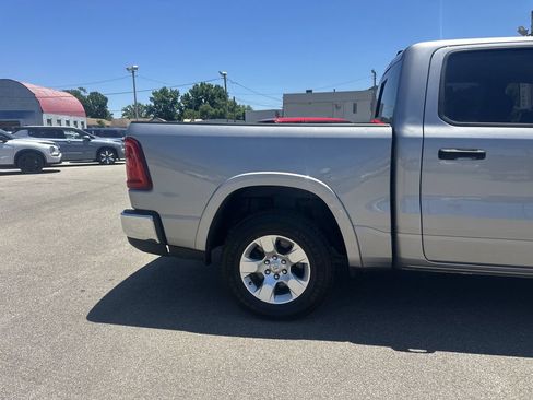 Used 2025 RAM 1500 Big Horn AWD/4WD image 4