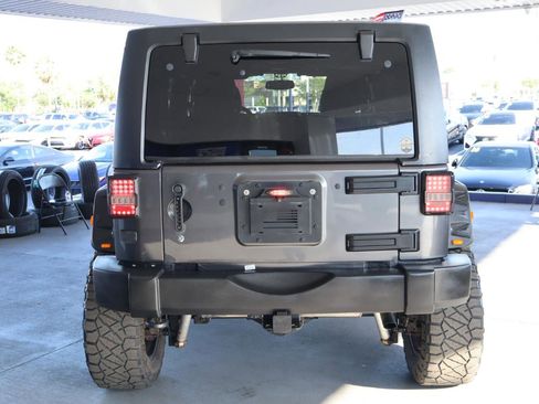Used 2017 Jeep Wrangler Unlimited Sport w/ Quick Order Package 24S AWD/4WD image 6
