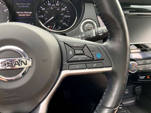 Used 2022 Nissan Rogue Sport SL AWD/4WD image 18