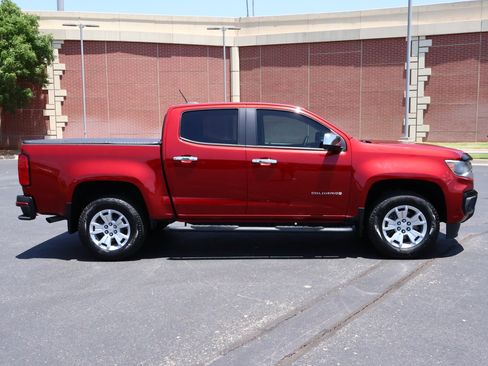 Used 2021 Chevrolet Colorado LT w/ LT Convenience Package RWD image 29