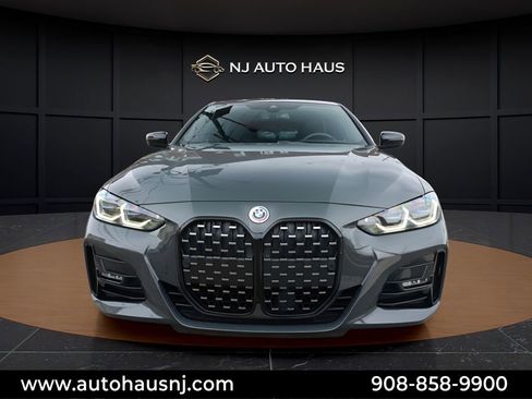 Used 2024 BMW 430i Coupe w/ M Sport Package RWD image 3