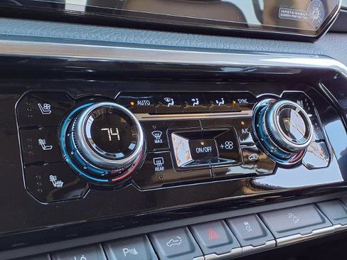 New 2026 GMC Sierra 2500 Denali w/ Denali Reserve Package image 8